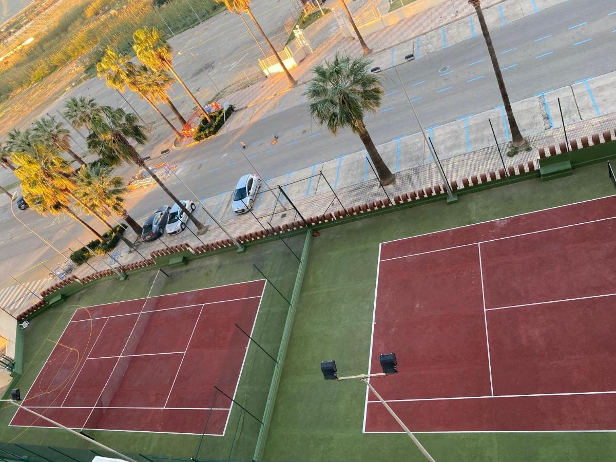 1A Linea Con Piscina Nuevo Apartman Cullera Kültér fotó